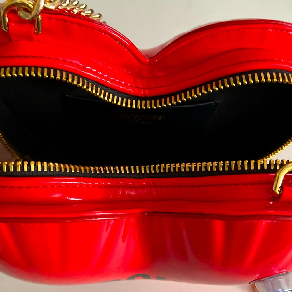 MOSCHINO Heart Shaped Logo Crossbody / Shoulder Bag - Picture 8 of 15